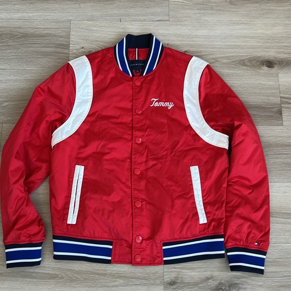 Tommy Hilfiger Red and White Bomber Jacket Tommy Hilfiger
Men's Varsity NWOT - Picture 2 of 6
